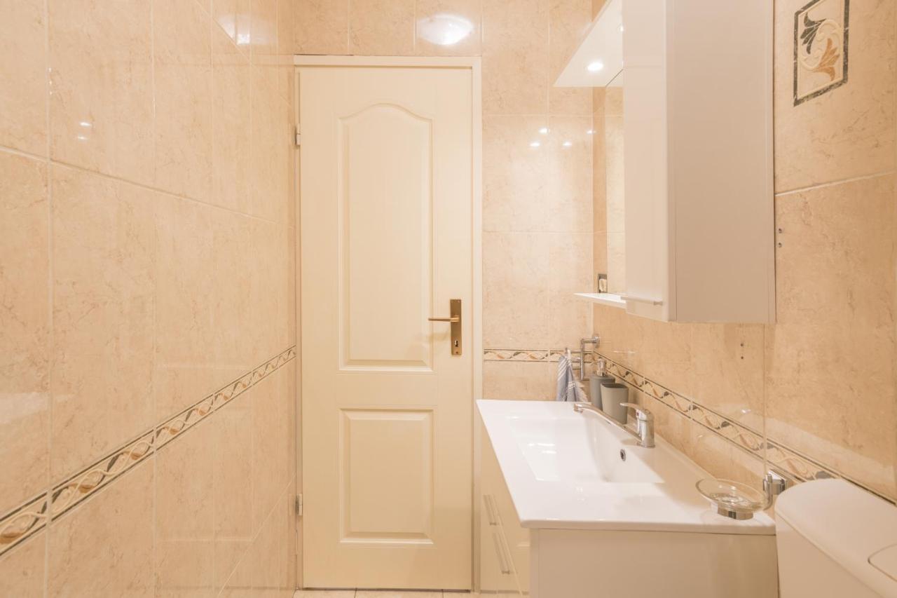 Secret Garden Apartment Пореч Екстериор снимка