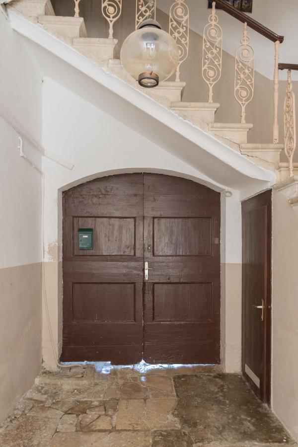 Secret Garden Apartment Пореч Екстериор снимка